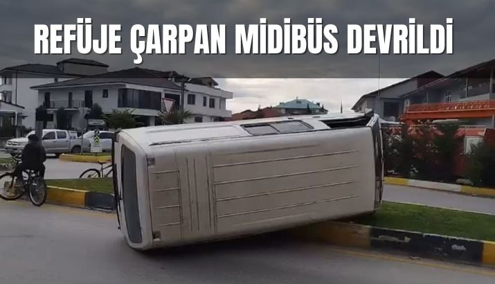 İnönü Mahallesi’nde Midibüs Devrildi